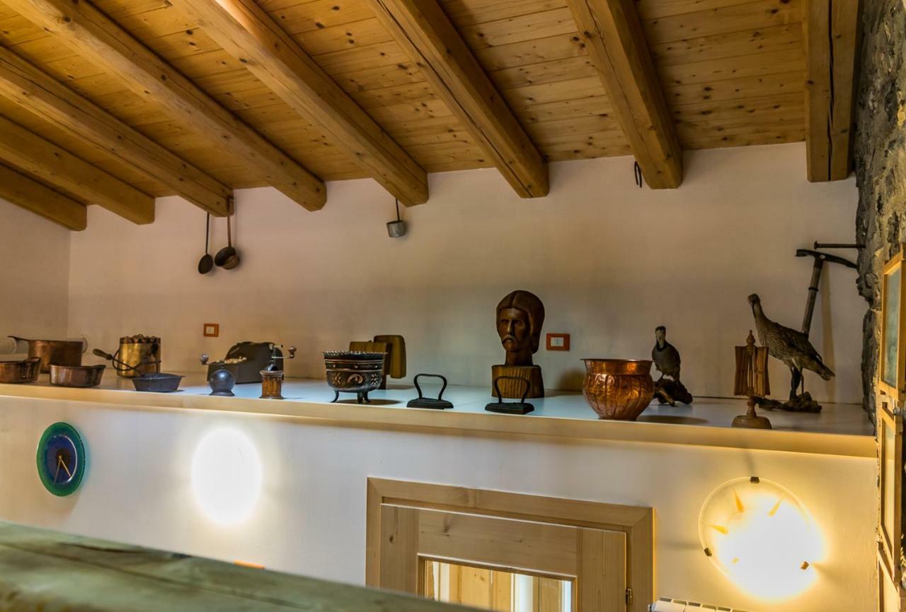 Castello Di Zorzino Iseo Lake Riva di Solto Bagian luar foto